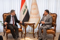 محافظ البنك المركزي يلتقي سفير بعثة الاتحاد الأوروبي الجديد في العراق