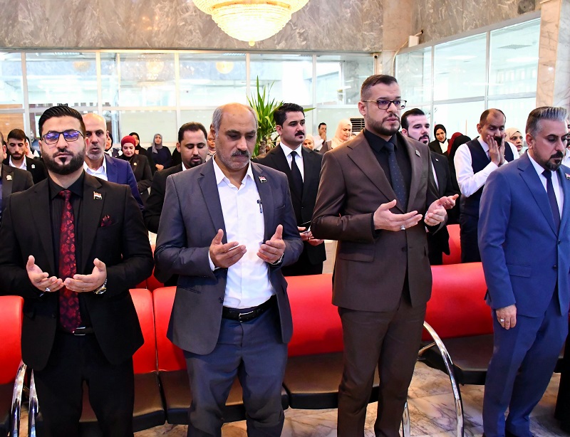 فرع البنك المركزي في البصرة يقيم احتفالية بمناسبة يوم السيادة